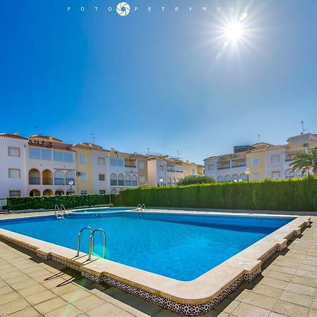 108 Apartament Fabulus Торевиеха Екстериор снимка