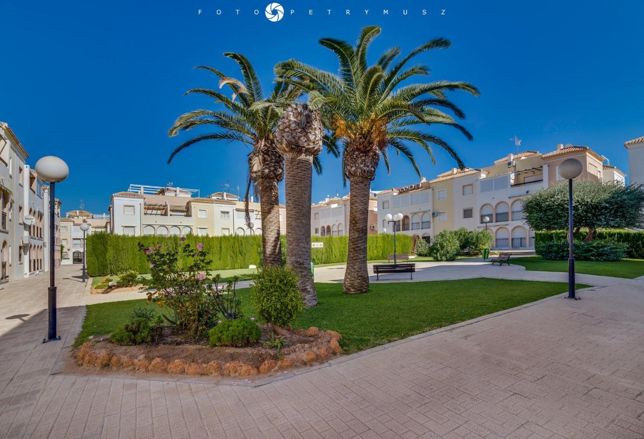 108 Apartament Fabulus Торевиеха Екстериор снимка